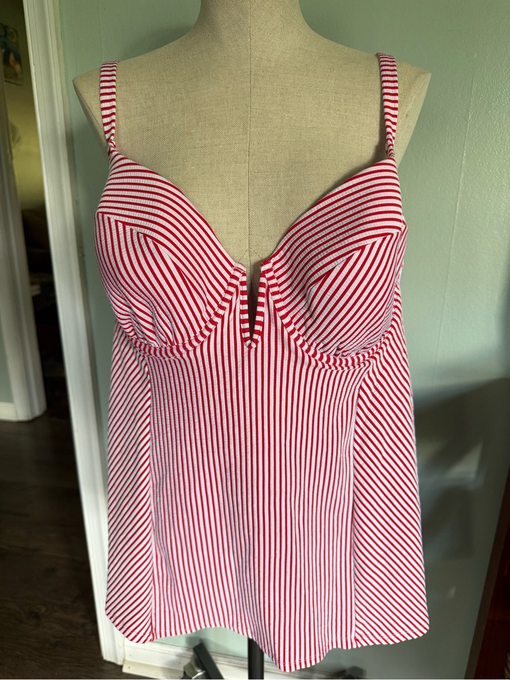 Swim by Cacique Red White Stripe Structured Tankini Bathing Suit Top Size 44C